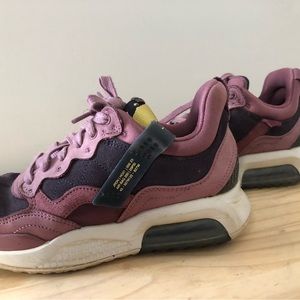 Nike Women's Pink Purple ma2 Jordan dunk Sneakers